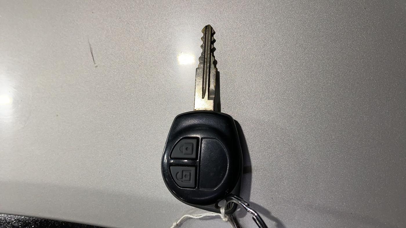 2013 Maruti Zen Estilo VXI, Petrol, Manual, 11,481 km, Key Close Up