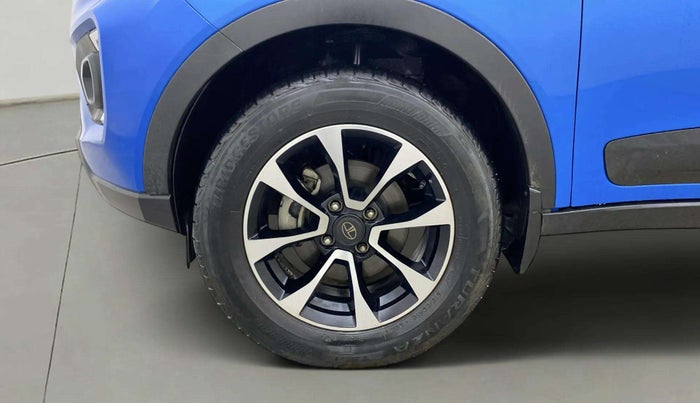 2021 Tata NEXON XZA PLUS (O) PETROL DUAL TONE, Petrol, Automatic, 38,229 km, Left Front Wheel