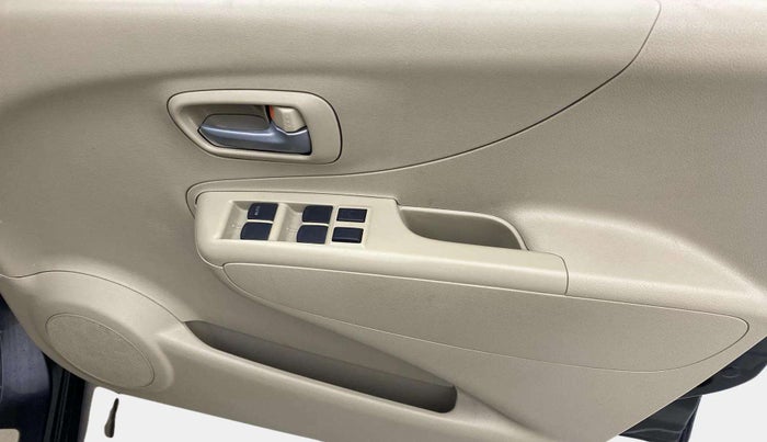 2013 Maruti A Star VXI, Petrol, Manual, 1,13,496 km, Driver Side Door Panels Control