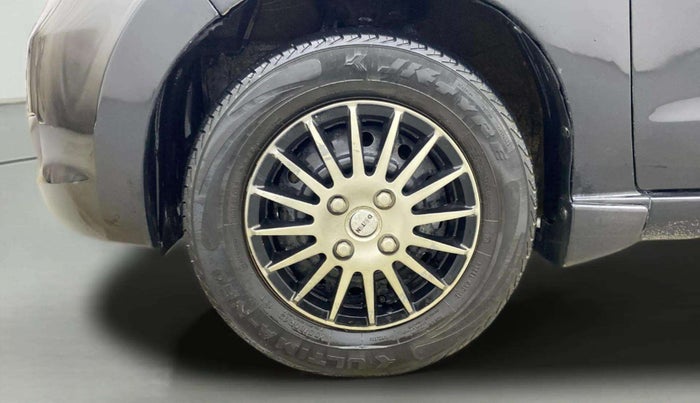 2013 Maruti A Star VXI, Petrol, Manual, 1,13,496 km, Left Front Wheel