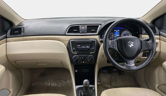 2019 Maruti Ciaz SIGMA 1.5 SHVS MT  PETROL, Petrol, Manual, 33,724 km, Dashboard