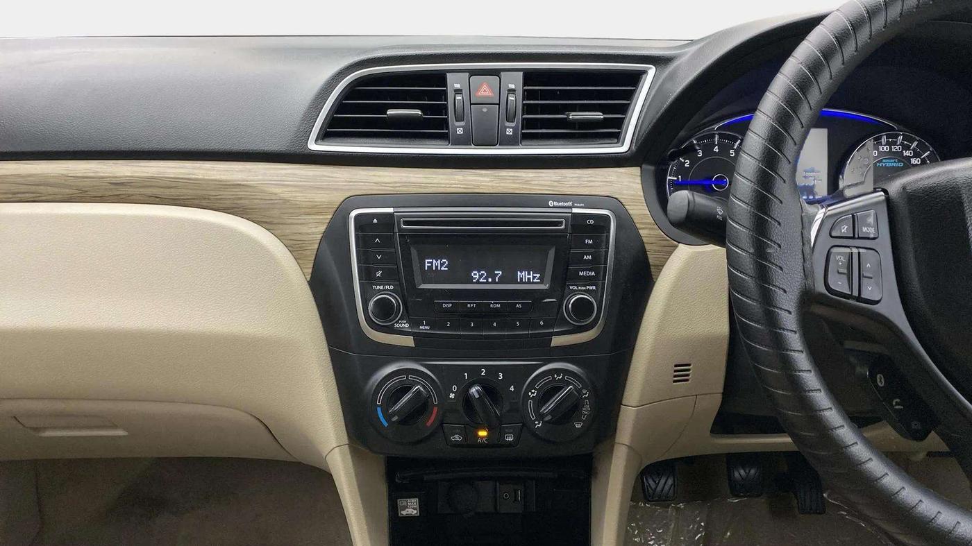 2019 Maruti Ciaz SIGMA 1.5 SHVS MT  PETROL, Petrol, Manual, 33,724 km, Air Conditioner