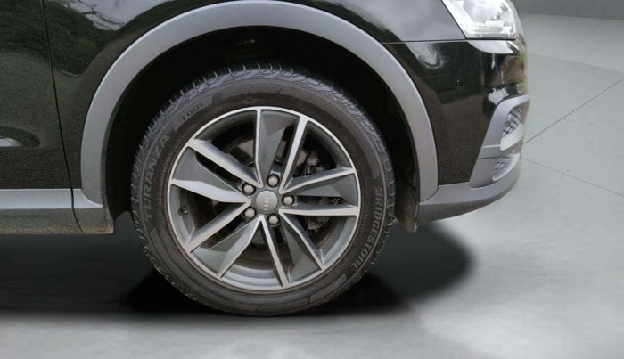 2017 Audi Q3 30 TDI PREMIUM PLUS, Diesel, Automatic, 62,479 km, Right Front Wheel