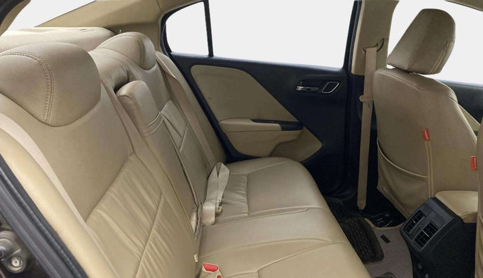 2017 Honda City 1.5L I-VTEC V MT, Petrol, Manual, 75,595 km, Right Side Rear Door Cabin