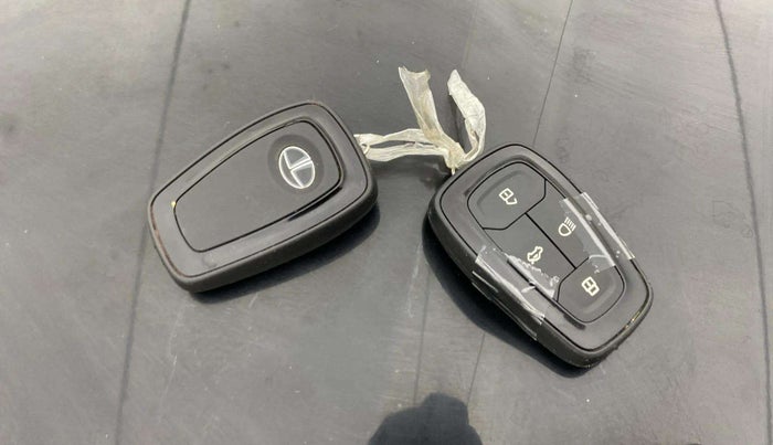 2023 Tata NEXON XZA PLUS LUX SUNROOF RED DARK DIESEL, Diesel, Automatic, 24,352 km, Key Close Up