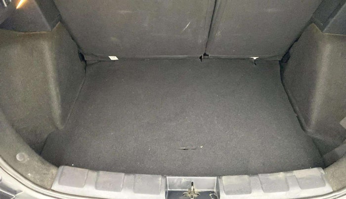 2023 Tata NEXON XZA PLUS LUX SUNROOF RED DARK DIESEL, Diesel, Automatic, 24,352 km, Boot Inside