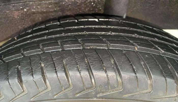 2018 Datsun Go A, Petrol, Manual, 87,579 km, Left Rear Tyre Tread