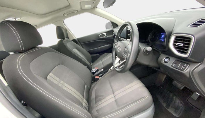 2019 Hyundai VENUE SX PLUS 1.0 TURBO DCT, Petrol, Automatic, 27,118 km, Right Side Front Door Cabin