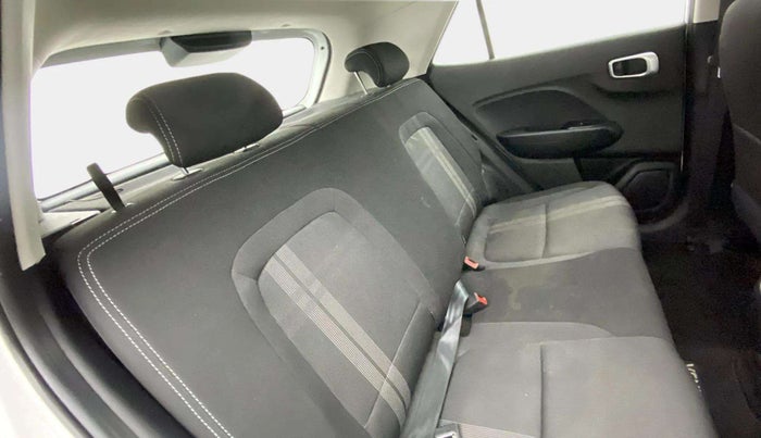 2019 Hyundai VENUE SX PLUS 1.0 TURBO DCT, Petrol, Automatic, 27,118 km, Right Side Rear Door Cabin