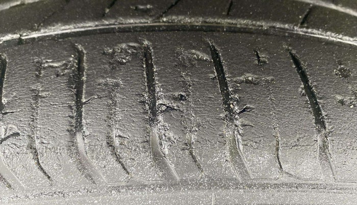 2019 Hyundai VENUE SX PLUS 1.0 TURBO DCT, Petrol, Automatic, 27,118 km, Left Front Tyre Tread