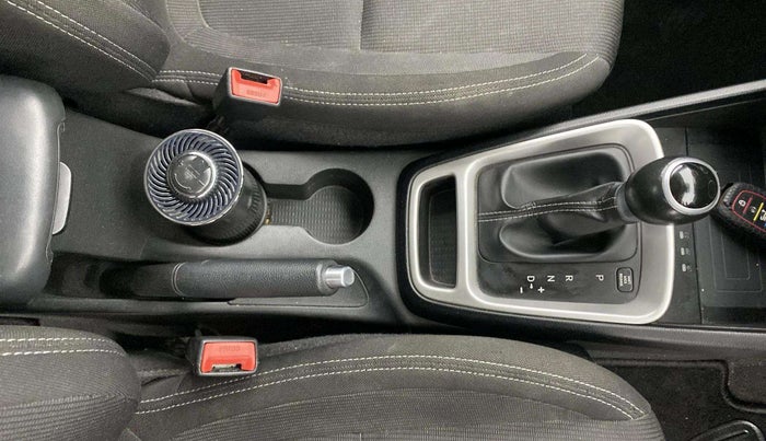 2019 Hyundai VENUE SX PLUS 1.0 TURBO DCT, Petrol, Automatic, 27,118 km, Gear Lever