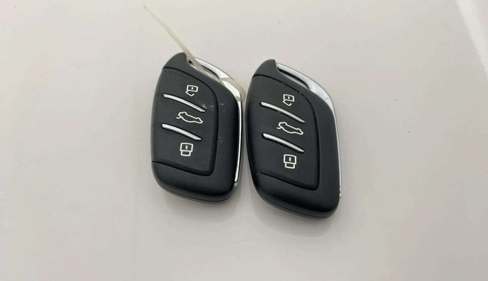 2023 MG ASTOR SHARP 1.5 MT, Petrol, Manual, 17,877 km, Key Close Up