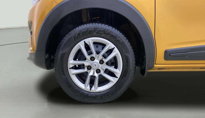 2023 Renault TRIBER RXT, Petrol, Manual, 17,530 km, Left Front Wheel