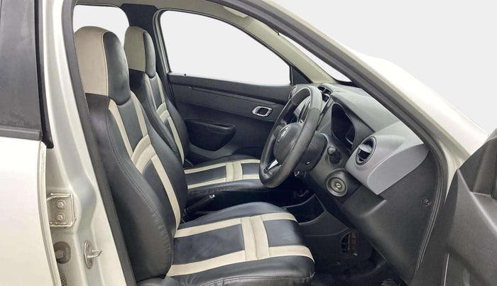 2018 Renault Kwid RXT 1.0 AMT, Petrol, Automatic, 43,904 km, Right Side Front Door Cabin