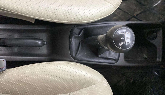 2018 Hyundai Eon MAGNA +, Petrol, Manual, 21,857 km, Gear Lever
