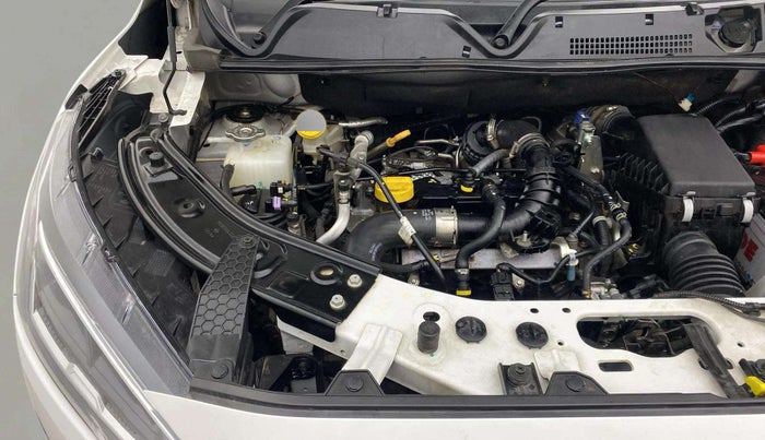 2023 Nissan MAGNITE XV PREMIUM TURBO CVT, Petrol, Automatic, 16,049 km, Engine View - Right