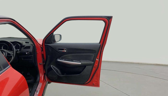 2020 Maruti Swift ZXI PLUS, Petrol, Manual, 1,15,358 km, RHS Front Door