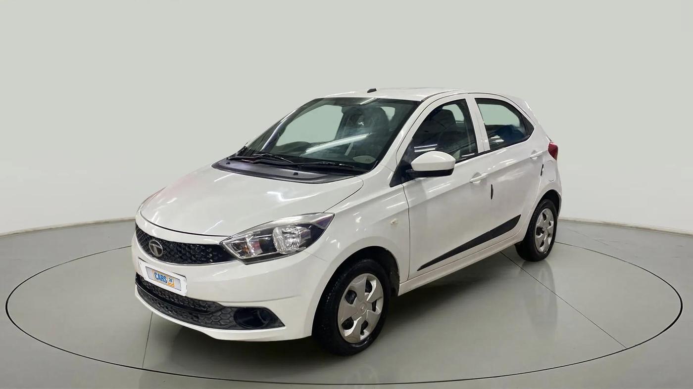 2017 Tata Tiago XT (O) DIESEL, Diesel, Manual, 92,004 km, Left Front Diagonal