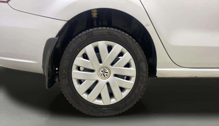 2015 Volkswagen Vento COMFORTLINE 1.2 TSI AT, Petrol, Automatic, 79,638 km, Right Rear Wheel