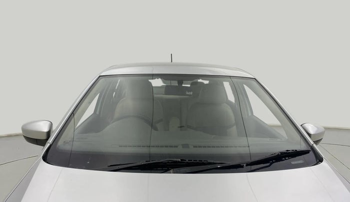 2015 Volkswagen Vento COMFORTLINE 1.2 TSI AT, Petrol, Automatic, 79,638 km, Front Windshield