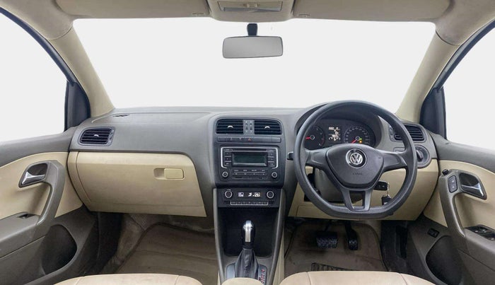 2015 Volkswagen Vento COMFORTLINE 1.2 TSI AT, Petrol, Automatic, 79,638 km, Dashboard
