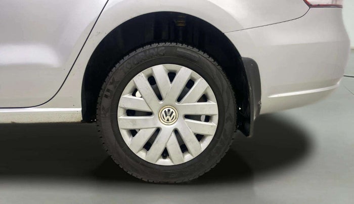 2015 Volkswagen Vento COMFORTLINE 1.2 TSI AT, Petrol, Automatic, 79,638 km, Left Rear Wheel