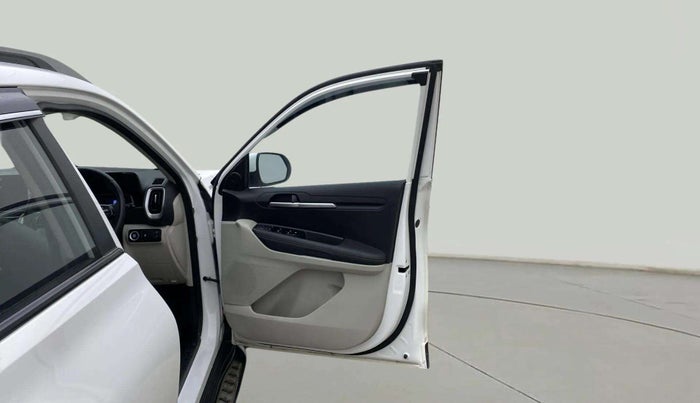 2021 KIA SONET HTX 1.0 IMT, Petrol, Manual, 37,730 km, RHS Front Door