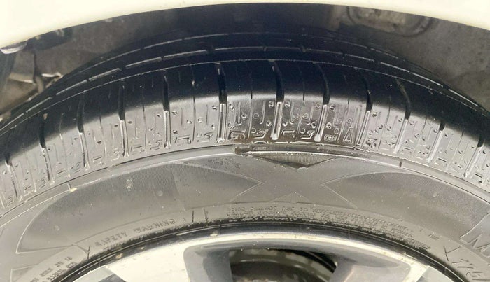 2019 Tata Tiago XZ PLUS PETROL, CNG, Manual, 61,783 km, Right Rear Tyre Tread