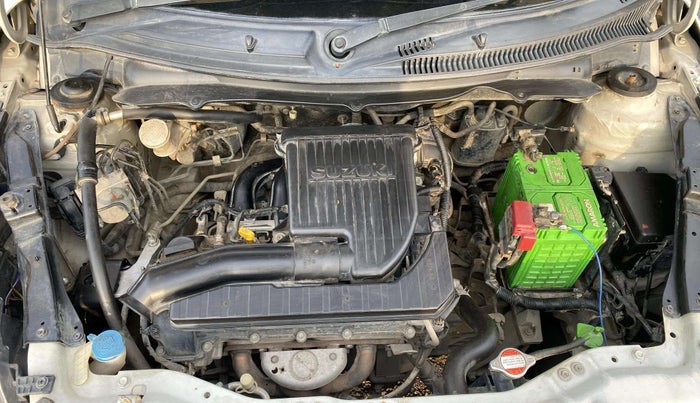2014 Maruti Swift ZXI, Petrol, Manual, 70,351 km, Engine View