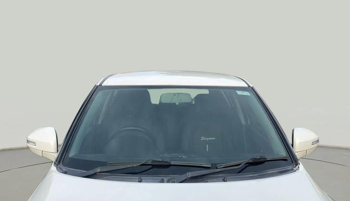 2014 Maruti Swift ZXI, Petrol, Manual, 70,351 km, Front Windshield