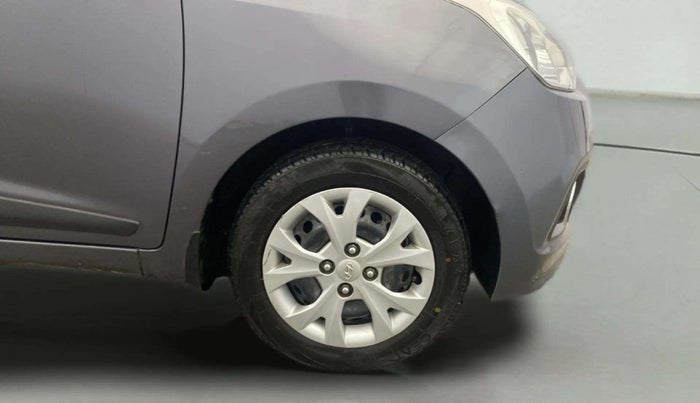 2015 Hyundai Grand i10 SPORTZ 1.2 KAPPA VTVT, Petrol, Manual, 25,395 km, Right Front Wheel