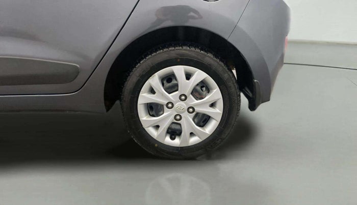 2015 Hyundai Grand i10 SPORTZ 1.2 KAPPA VTVT, Petrol, Manual, 25,395 km, Left Rear Wheel