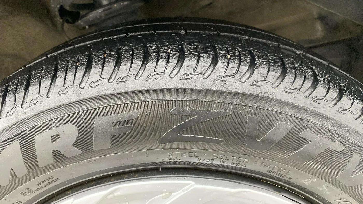 2021 Maruti S PRESSO VXI, Petrol, Manual, 80,324 km, Right Front Tyre Tread
