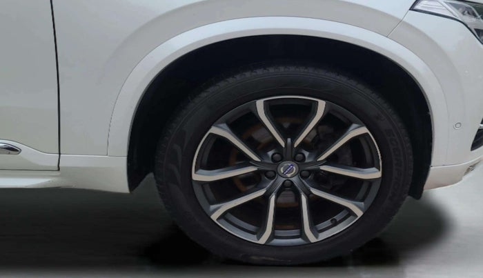 2017 Volvo XC 90 D5 Inscription, Diesel, Automatic, 67,991 km, Right Front Wheel