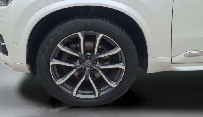 2017 Volvo XC 90 D5 Inscription, Diesel, Automatic, 67,991 km, Left Front Wheel