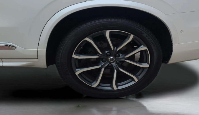 2017 Volvo XC 90 D5 Inscription, Diesel, Automatic, 67,991 km, Left Rear Wheel