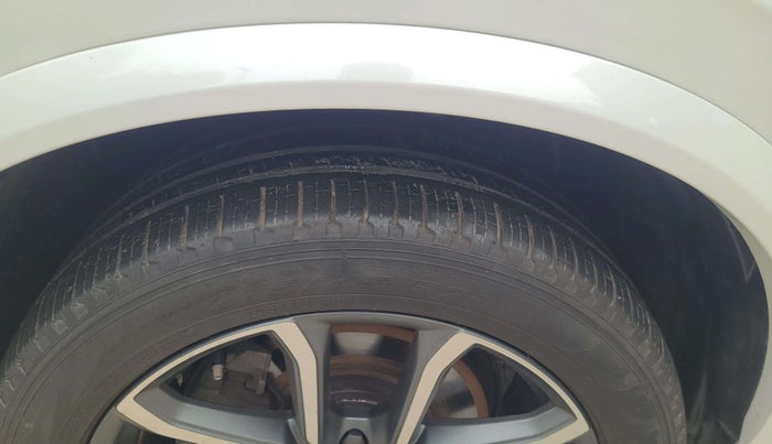 2017 Volvo XC 90 D5 Inscription, Diesel, Automatic, 67,991 km, Right Front Tyre Tread
