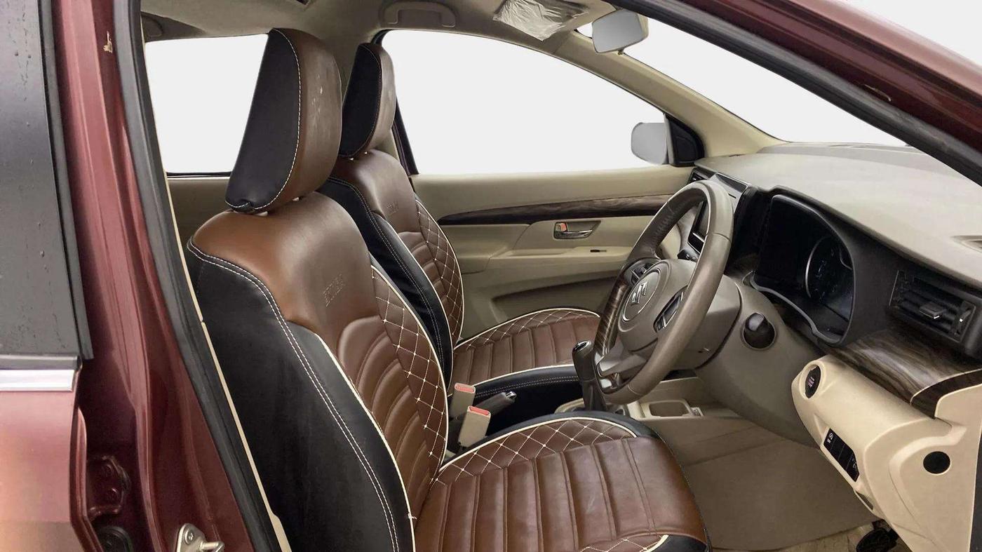 2019 Maruti Ertiga ZXI+ SHVS, Petrol, Manual, 23,139 km, Right Side Front Door Cabin