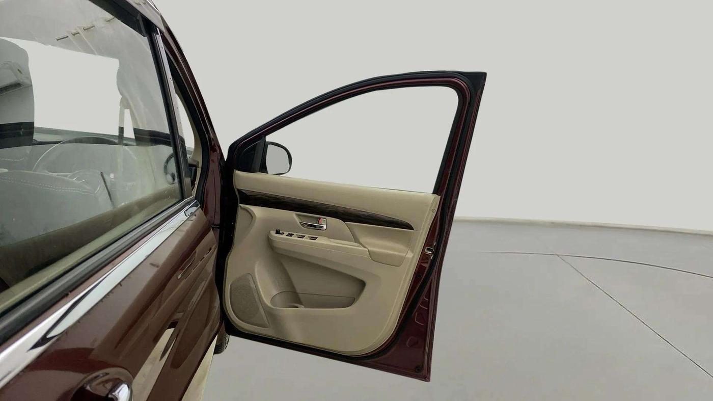 2019 Maruti Ertiga ZXI+ SHVS, Petrol, Manual, 23,139 km, RHS Front Door
