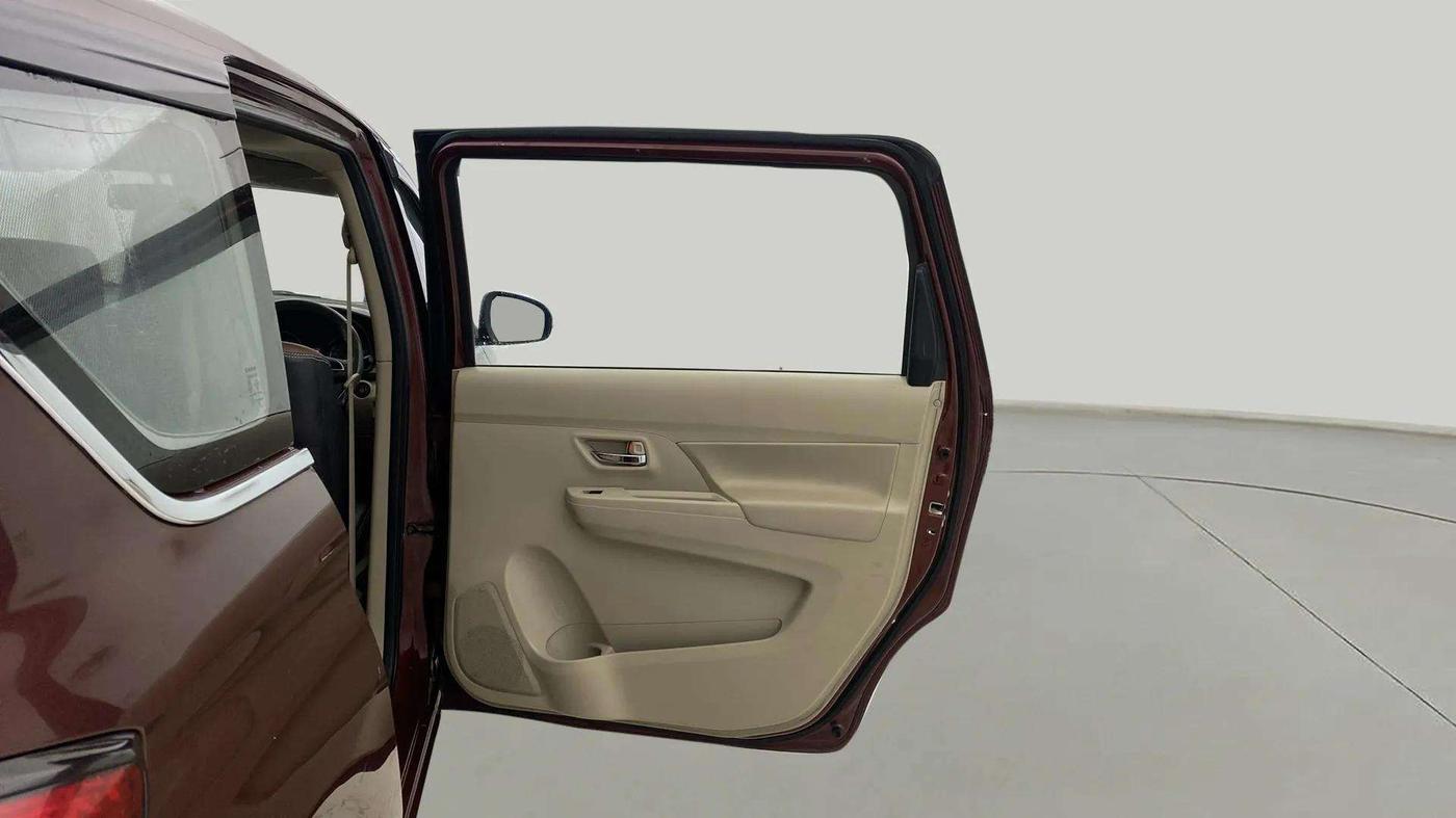 2019 Maruti Ertiga ZXI+ SHVS, Petrol, Manual, 23,139 km, RHS Rear Door