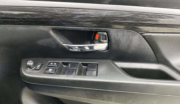 2021 Maruti XL6 ALPHA AT, Petrol, Automatic, 14,205 km, Driver Side Door Panels Control