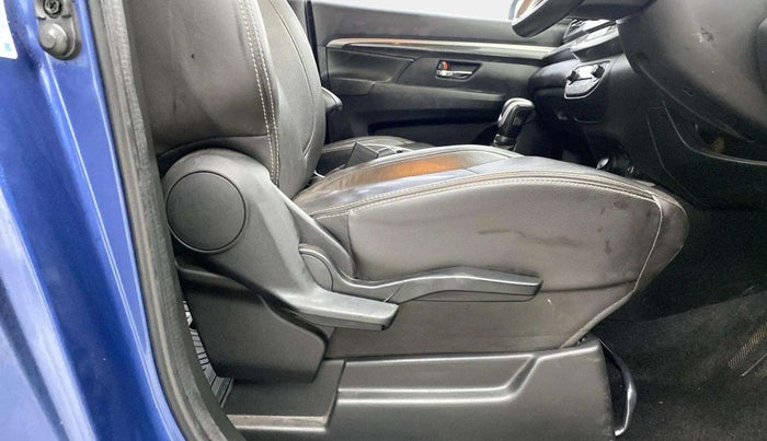 2021 Maruti XL6 ALPHA AT, Petrol, Automatic, 14,205 km, Driver Side Adjustment Panel