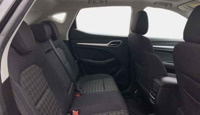 2023 MG ASTOR  SMART BLACK STORM EDITION , Petrol, Manual, 26,120 km, Right Side Rear Door Cabin