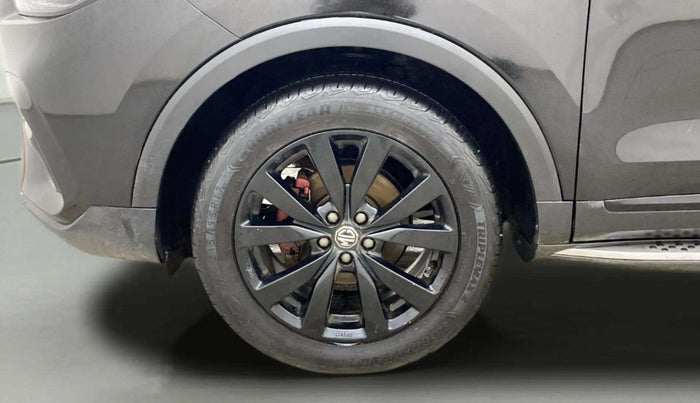2023 MG ASTOR  SMART BLACK STORM EDITION , Petrol, Manual, 26,120 km, Left Front Wheel
