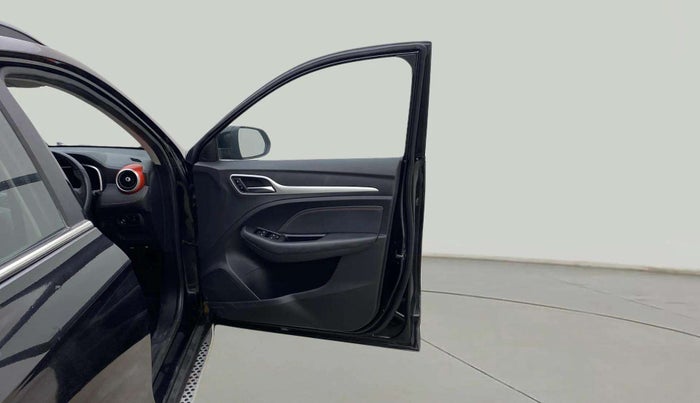2023 MG ASTOR  SMART BLACK STORM EDITION , Petrol, Manual, 26,120 km, RHS Front Door