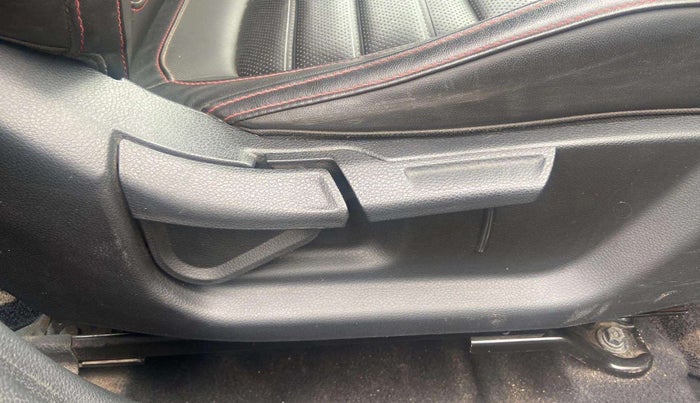 2020 KIA SELTOS GTK 1.4 PETROL, Petrol, Manual, 68,863 km, Driver Side Adjustment Panel