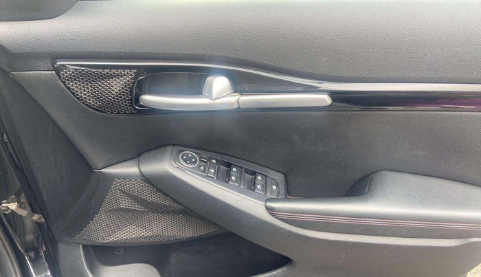 2020 KIA SELTOS GTK 1.4 PETROL, Petrol, Manual, 68,863 km, Driver Side Door Panels Control