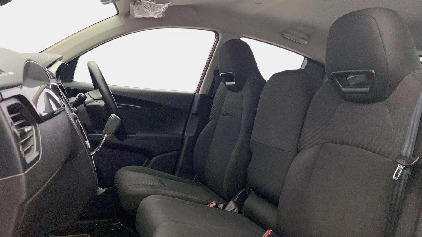 2017 Mahindra KUV 100 NXT K8 P 6 STR, Petrol, Manual, 89,011 km, Right Side Front Door Cabin