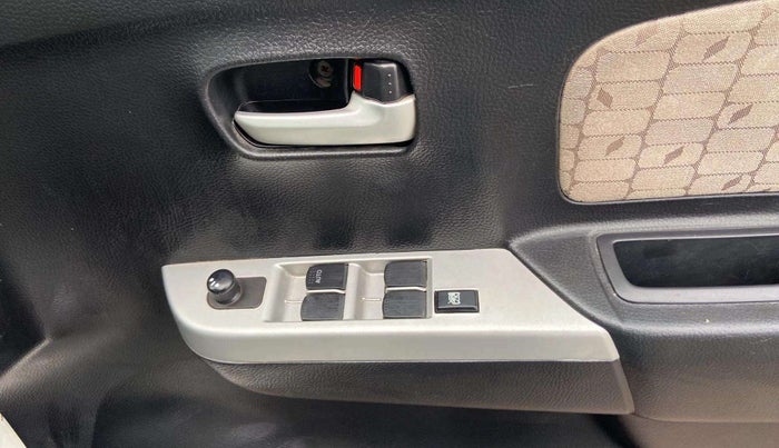2016 Maruti Wagon R 1.0 VXI, Petrol, Manual, 18,318 km, Driver Side Door Panels Control