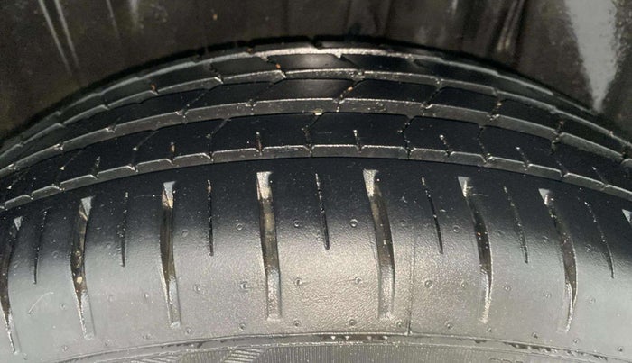 2022 Maruti Baleno ZETA PETROL 1.2, Petrol, Manual, 11,763 km, Left Rear Tyre Tread